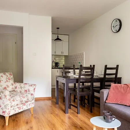 Apartamento Comfort By Bookinghost